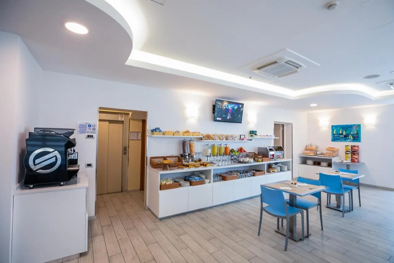 Hotel Gabbiano Римини