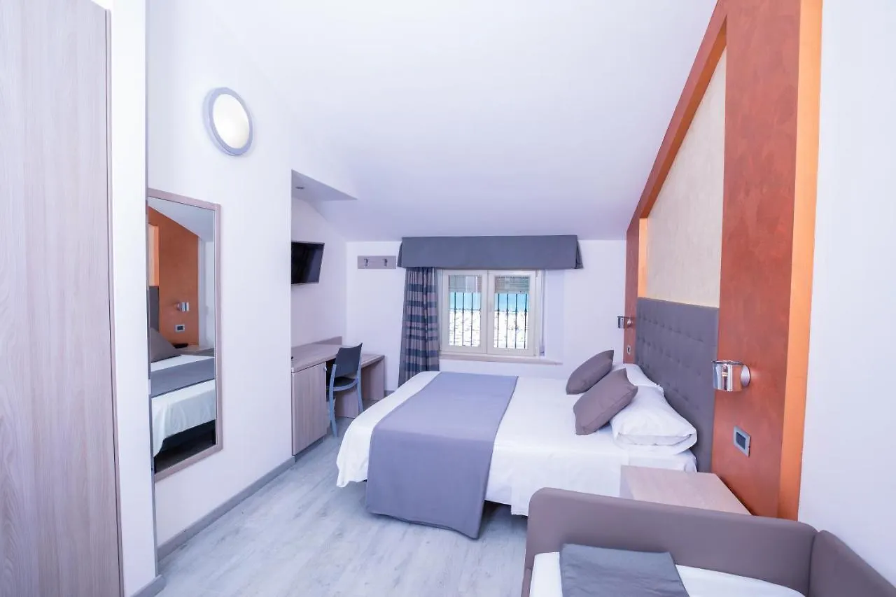 Hotel Gabbiano Rímini