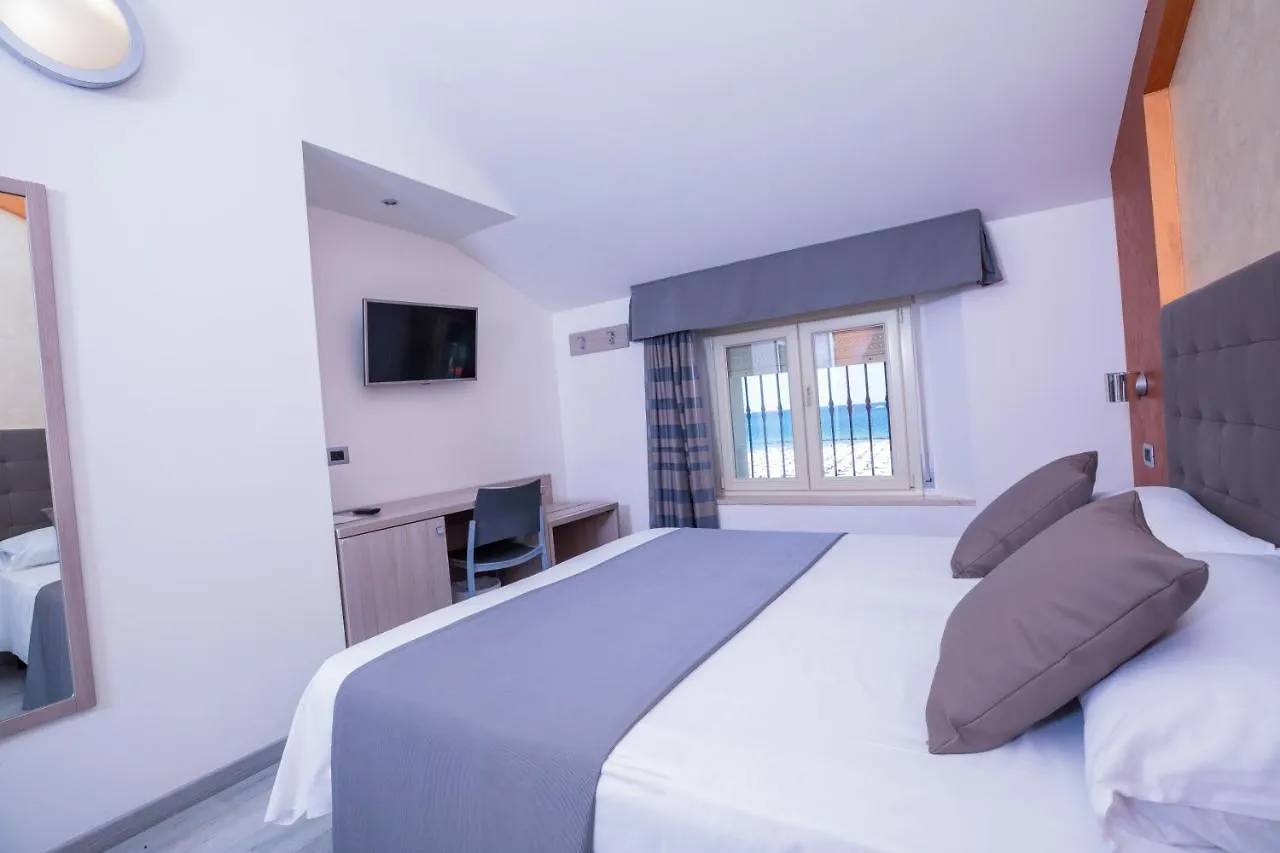 Hotel Gabbiano Rímini